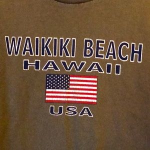 Hanes Boy’s WAIKIKI BEACH HAWAII size 10 t shirt tee American flag graphic